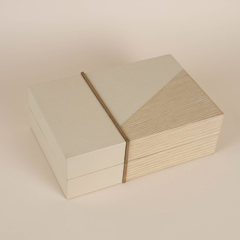
                  
                    Spoletto Box
                  
                