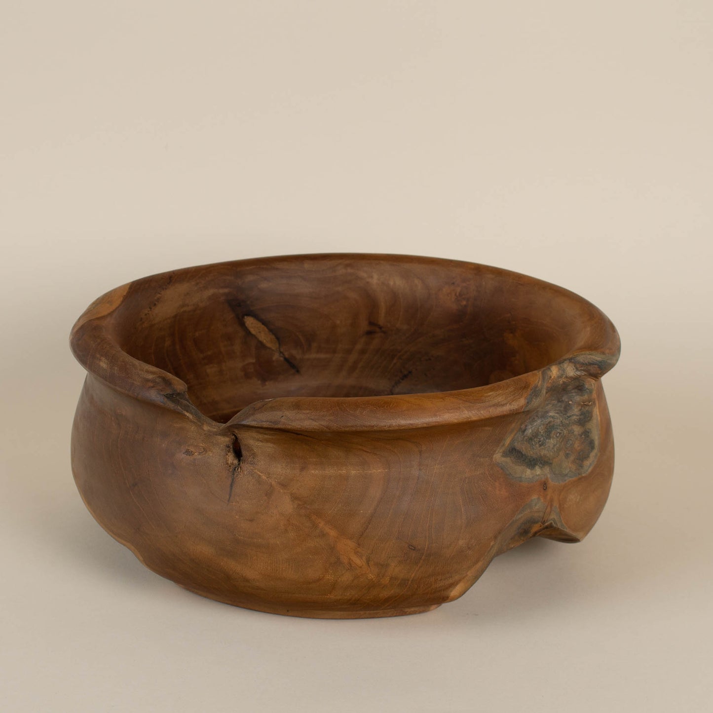 
                  
                    Meno Teak Bowl
                  
                