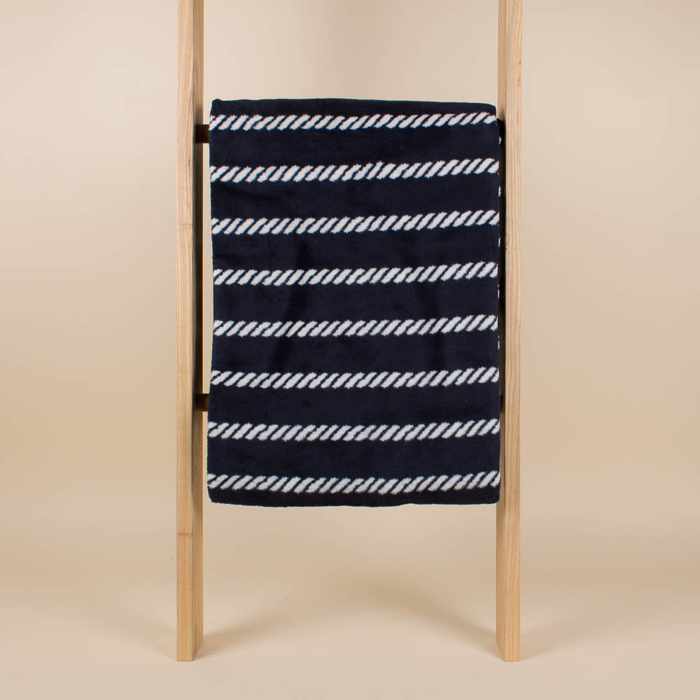 
                  
                    Tie the Knot Blanket
                  
                